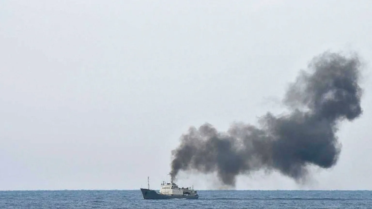 اوکراین مدعی حمله به دو کشتی روسی حامل سلاح از ایران در دریای خزر شد حمله به کشتی روسیه