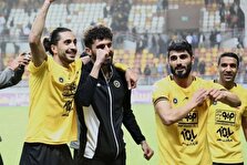 درگیری فیزیکی بازیکنان سابق استقلال با یک هوادار پرسپولیس!