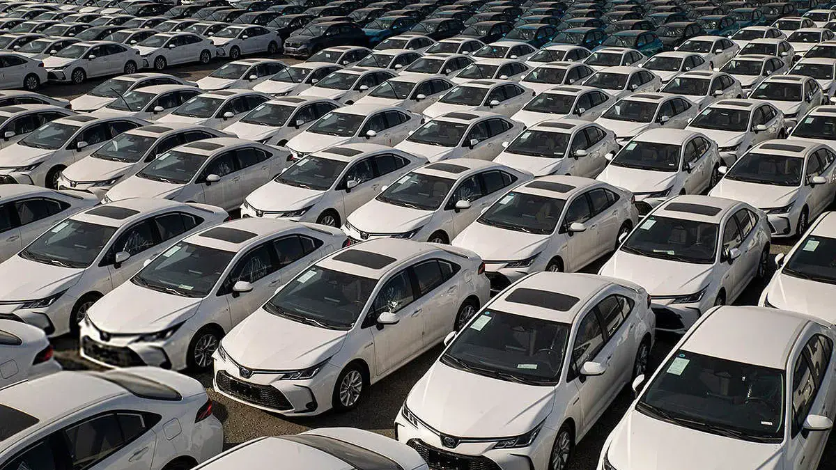 سهمیه بنزین خودرو‌های وارداتی کم‌مصرف حذف نمی‌شود