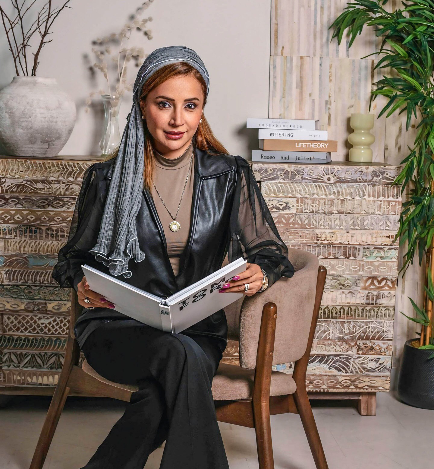 شبنم قلی خانی کیست؟| بازیگر و کارگردان سینما از «مریم مقدس» تا «گل مرداب» شبنم قلی خانی بازیگر