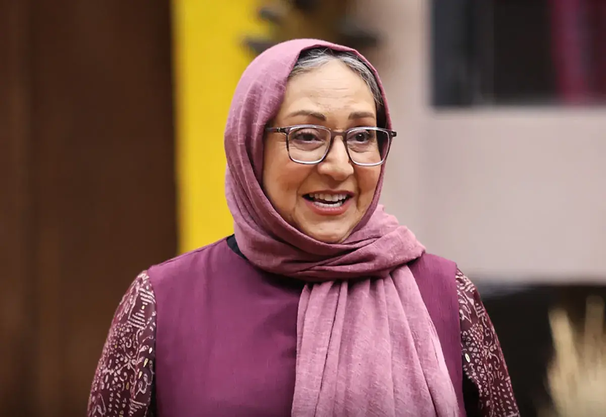 (ویدئو) جا خوردن مریم سعادت از شوخی درباره زی‌زی گولو روی آنتن زنده