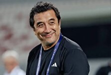 خداداد عزیزی: داوری بازی تراکتور و پرسپولیس جای سوال جدی دارد