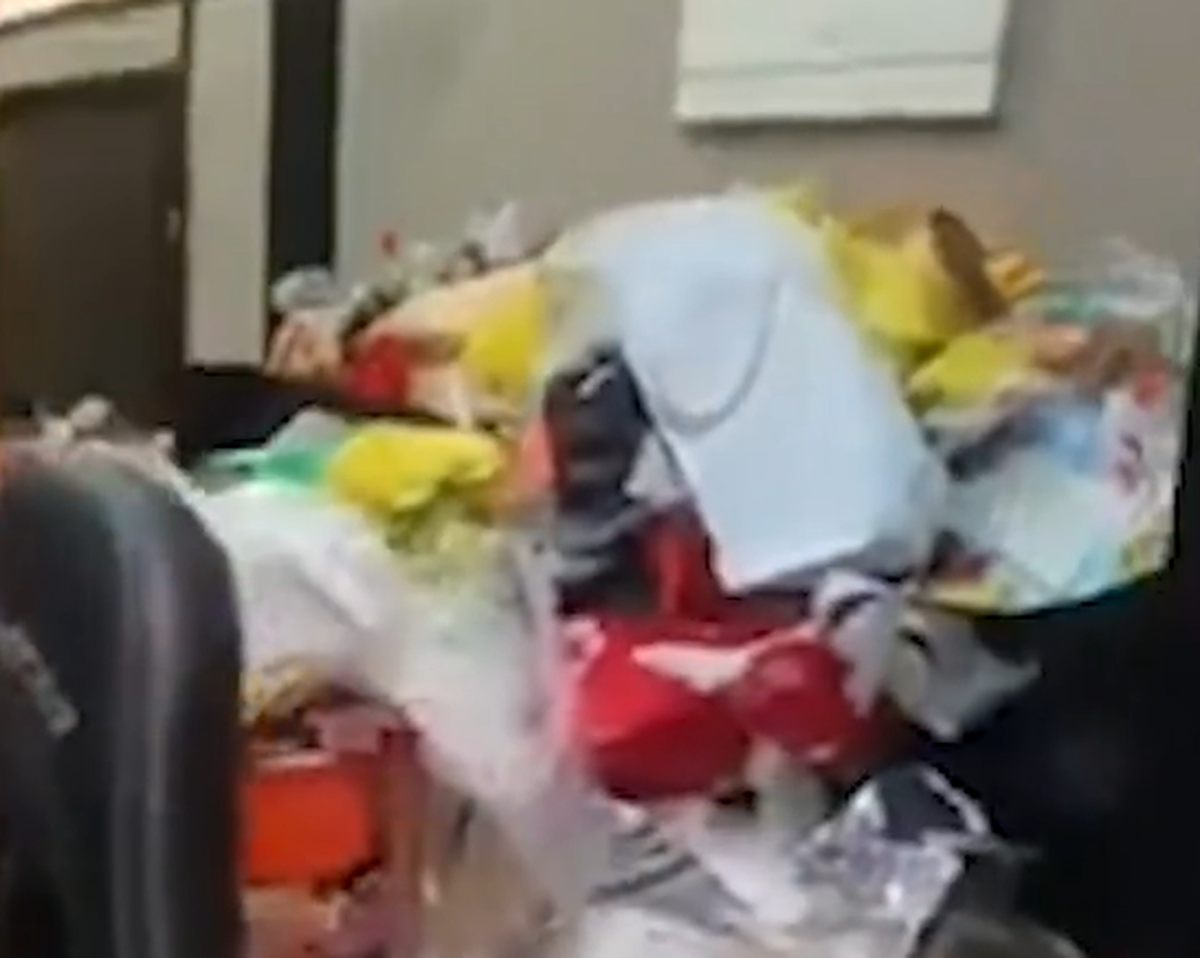 ببینید| وحشت کارکنان یک هتل چینی از اتاق مسافر ۲ ساله!