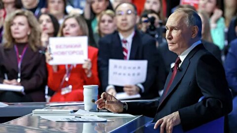 پوتین: زلنسکی یک هنرمند با استعداد است/ روسیه آماده است به درگیری در اوکراین پایان دهد