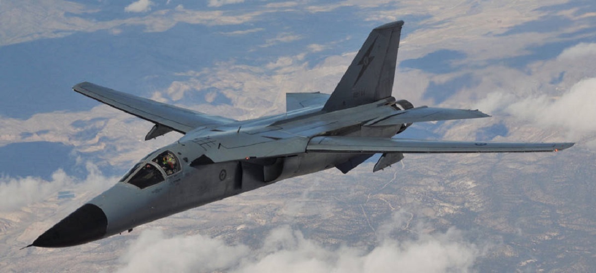 مب افکن اف-۱۱۱ آردوارک