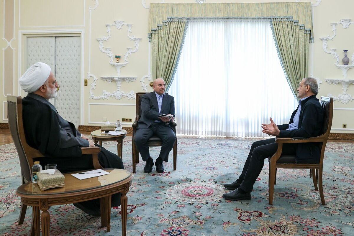 نشست مشترک سران قوا با حضور علی لاریجانی