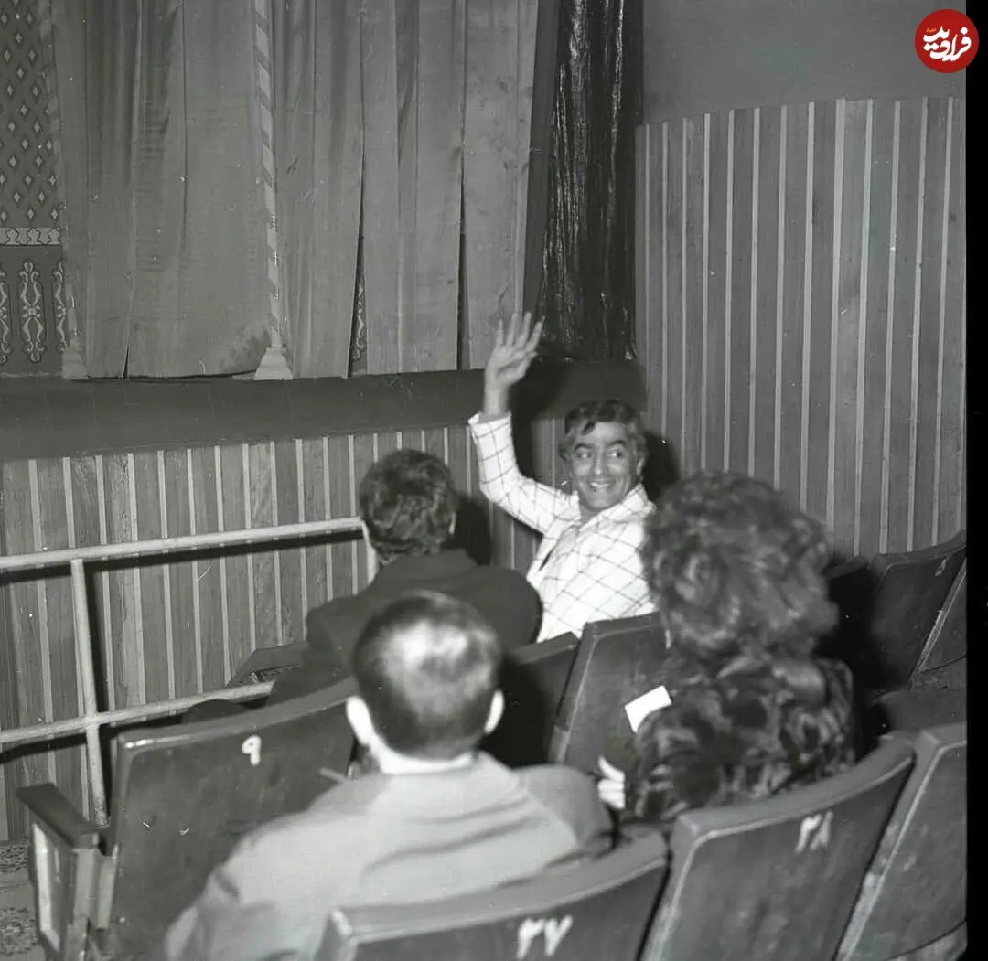 عکسی از محمدعلی فردین در اواخر دهه ۴۰ عکسی از محمدعلی فردین در اواخر دهه ۴۰