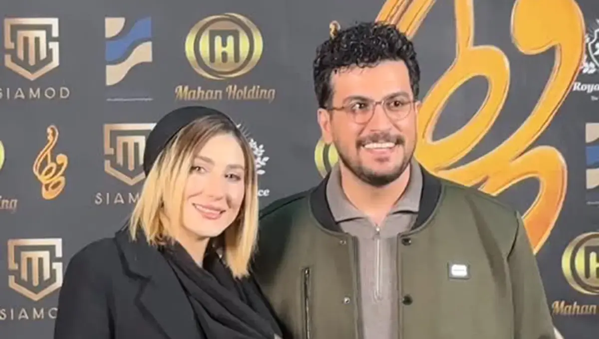 امیرحسین قیاسی کیست؟| نقد در لباس طنز؛ مجری «نیمهشب» و برنده جشن حافظ چه مسیری را طی کرد؟ امیرحسین قیاسی و همسرش در جشن حافظ