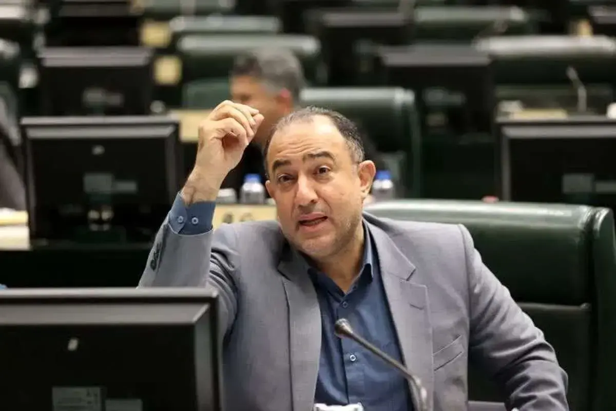 فاطمی: افزایش ۲۰ درصدی حقوق در لایحه دولت نقض قانون است