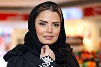 عکس| سپیده خدایاری کنار سفره شب یلدا