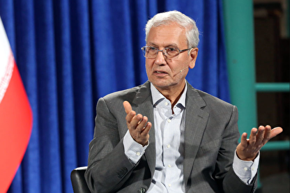 علی ربیعی: هنر روایتگر تاریخ و هویت ایرانی است