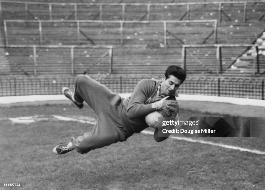 لورنزو بوفون کیست؟ | از حضور در آث‌میلان و اینتر تا درگذشت اسطوره دروازه بانی ایتالیا