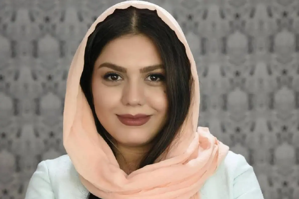 آزاده زارعی کیست؟| آزاده زارعی کیست