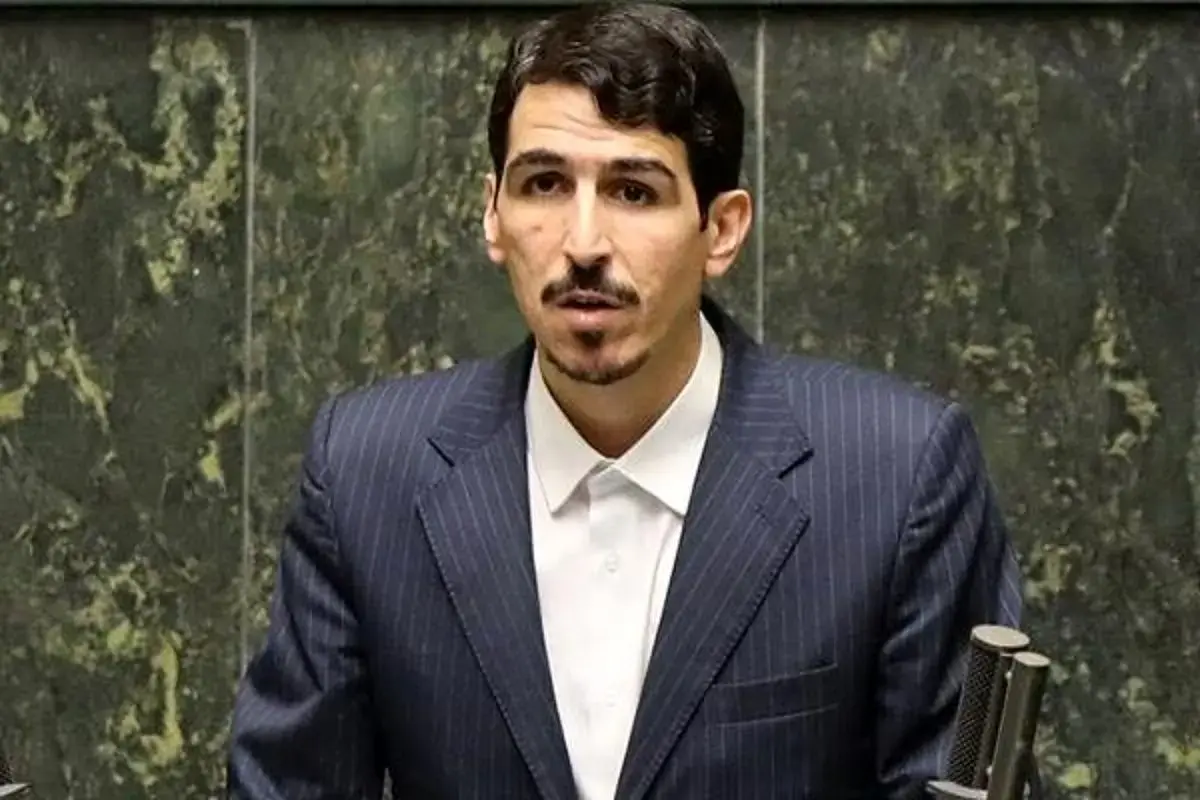 نماینده مجلس: مصوبه بنزینی دولت نه مصرف را کاهش می‌دهد نه قاچاق را