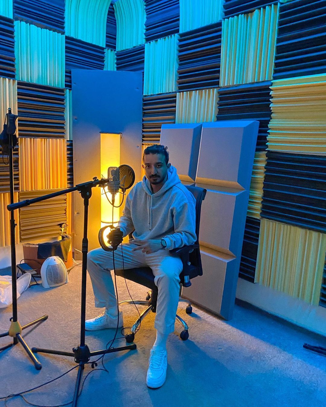 سینا ساعی در حال اجرا