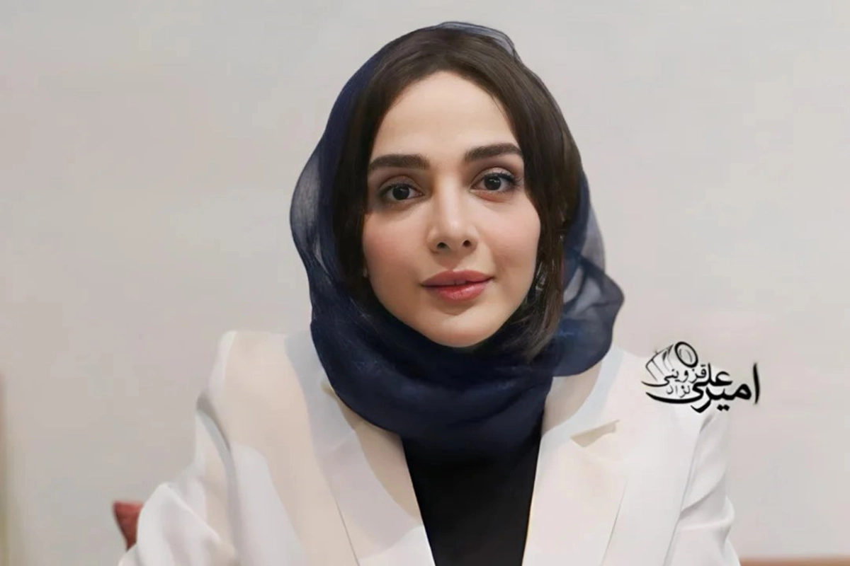 عکس| سلفی المیرا دهقانی در کنار همسرش