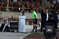  ببینید| حمله حادثه‌ساز به ماشین داور مسابقه شمس‌آذر و پرسپولیس