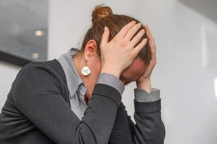 داشتن سردرد در زنان افسرده