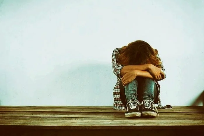 احساس تنهایی از نشانه‌های افسردگی در زنان