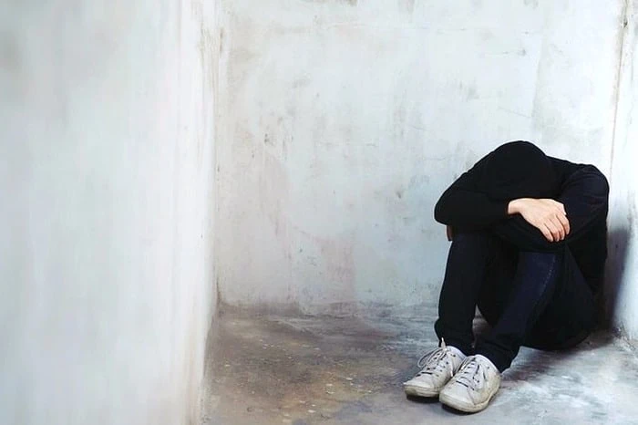 حس انزوا در مردان افسرده