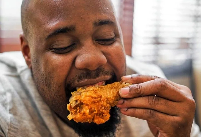 پرخوری در مردان افسرده