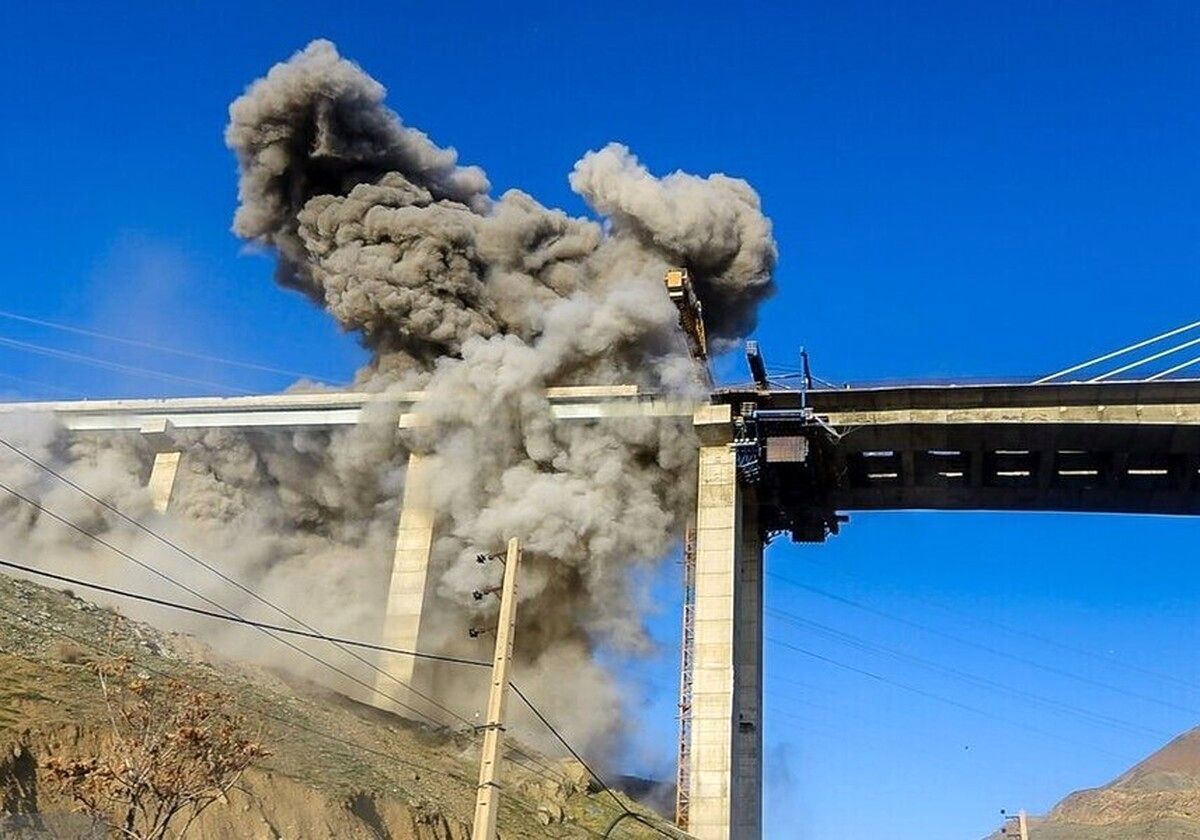 شهردار کرج: پل B۱ با ۹ بمب سنگین هدف قرار گرفت | شهدا همه زن و بچه بودند