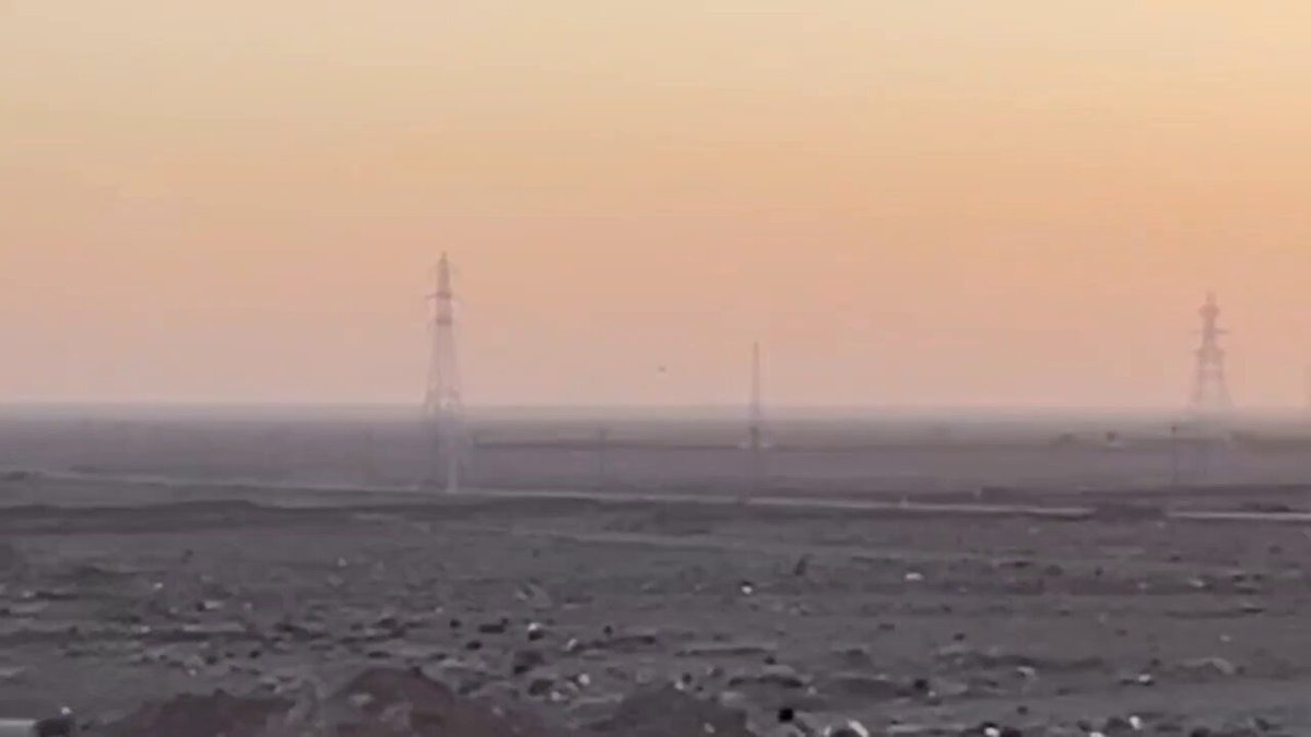 ببینید| تصاویر اسناد هویتی و سلاح‌های به‌جاماندهٔ سربازان آمریکایی در جنوب اصفهان