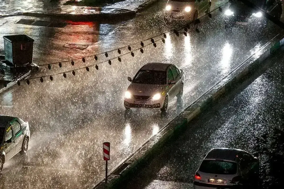 بارش باران و وزش باد شدید در ۲۳ استان