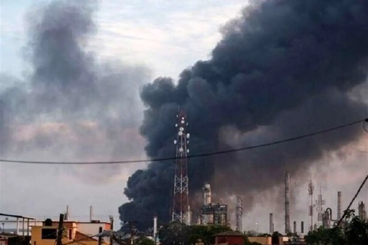 انفجار در پالایشگاه لاوان