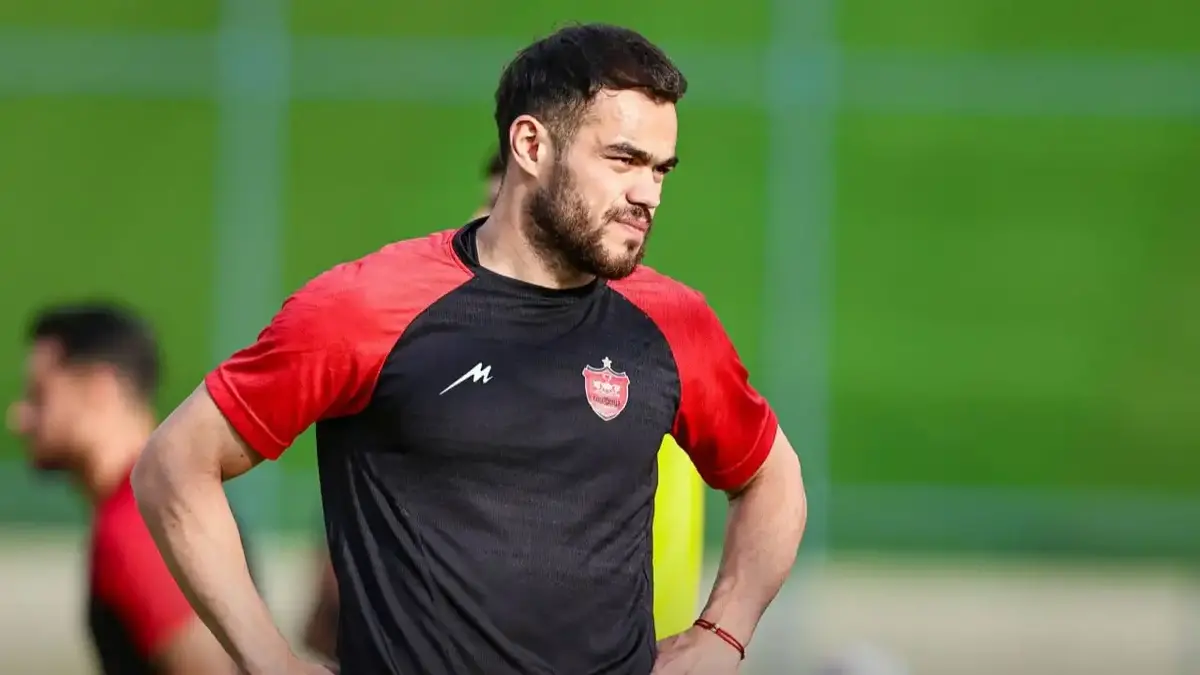 تغییر کادر فنی اندیجان، اورونوف را در آستانه جدایی موقت از پرسپولیس مردد کرد