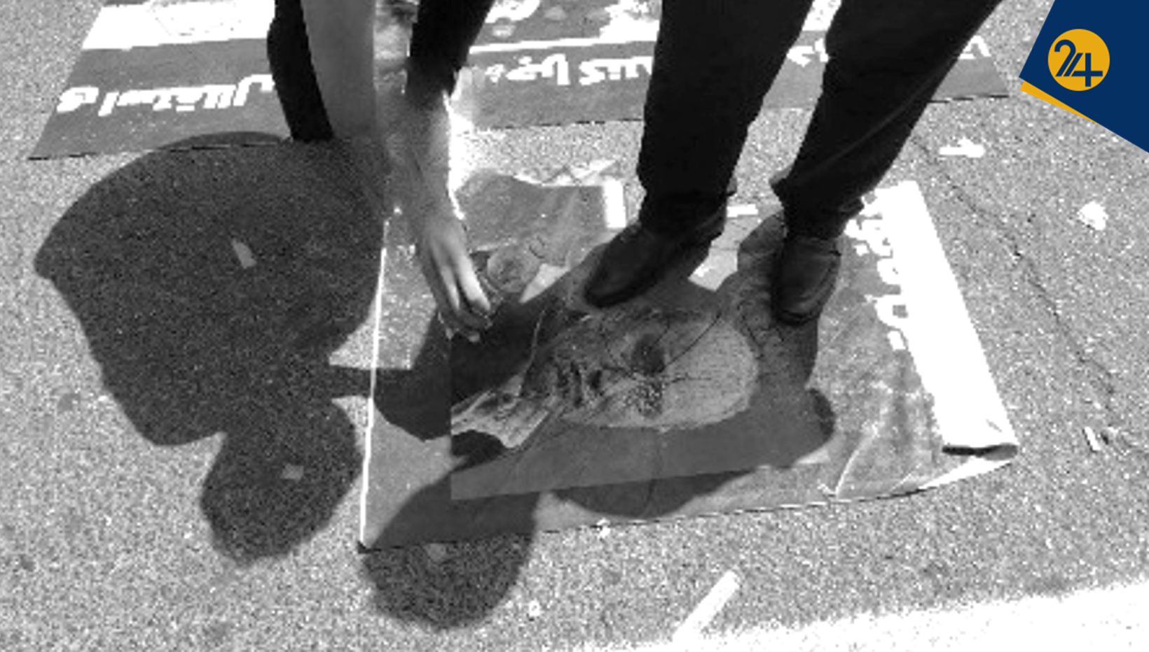 فوتبال ایران در آستانه یک جنگ خونین!  | مدیر پرسپولیس: امکان ندارد زیر بار قهرمانی استقلال برویم!