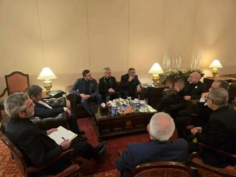 تصویری از جلسه تیم مذاکره کننده ایرانی در پاکستان