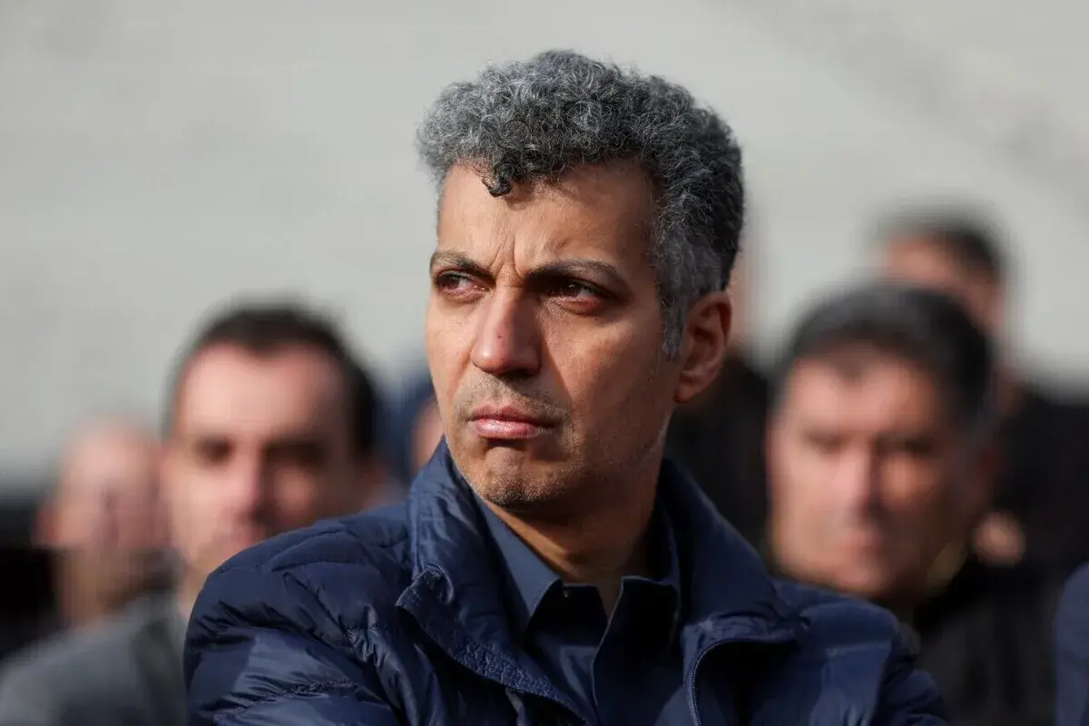 عادل فردوسی‌پور از دانشگاه شریف بازدید کرد +عکس