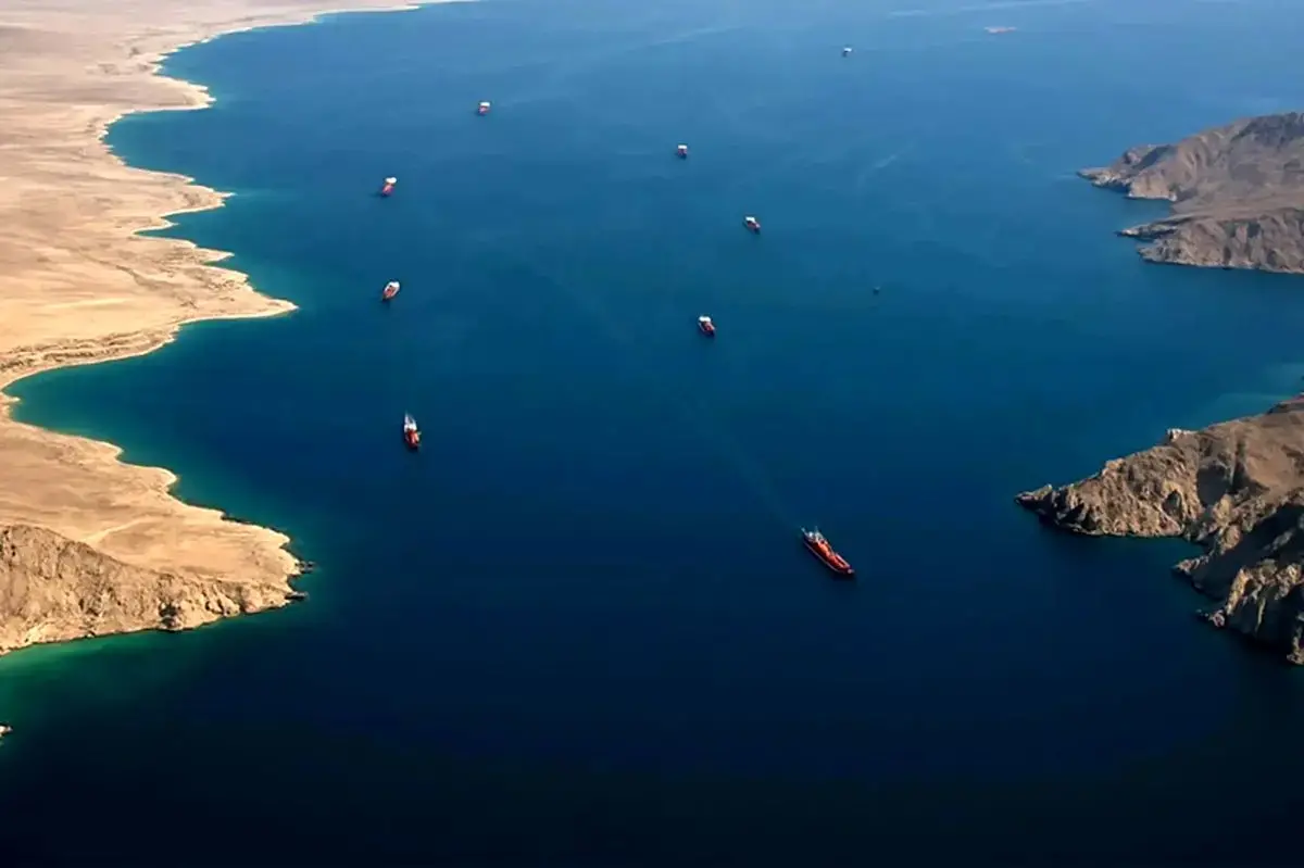 ادعای سنتکام: مقدمات مین‌زدایی تنگه هرمز انجام شد