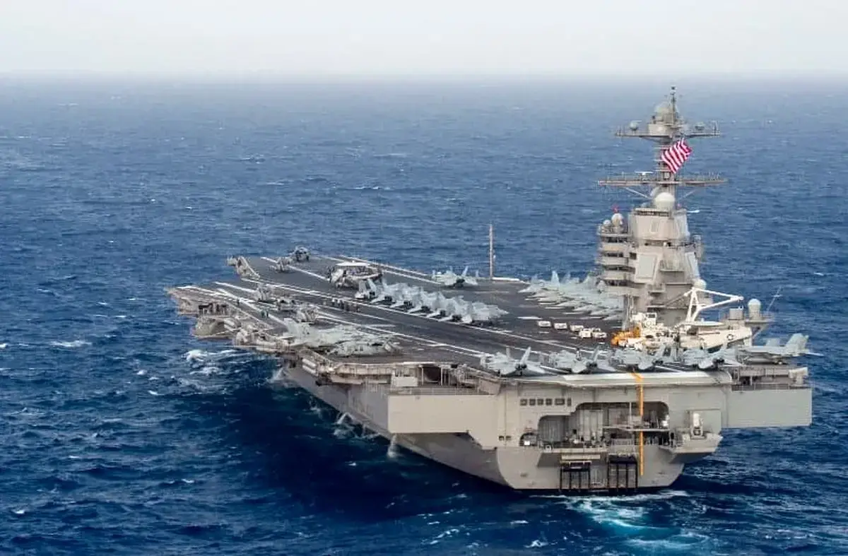 ببینید| فرار ناوشکن‌های آمریکایی بعد از اخطار نیروی دریایی سپاه از تنگه هرمز