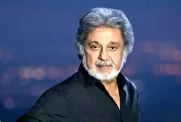 علت هجمه علیه «داریوش اقبالی» چیست؟