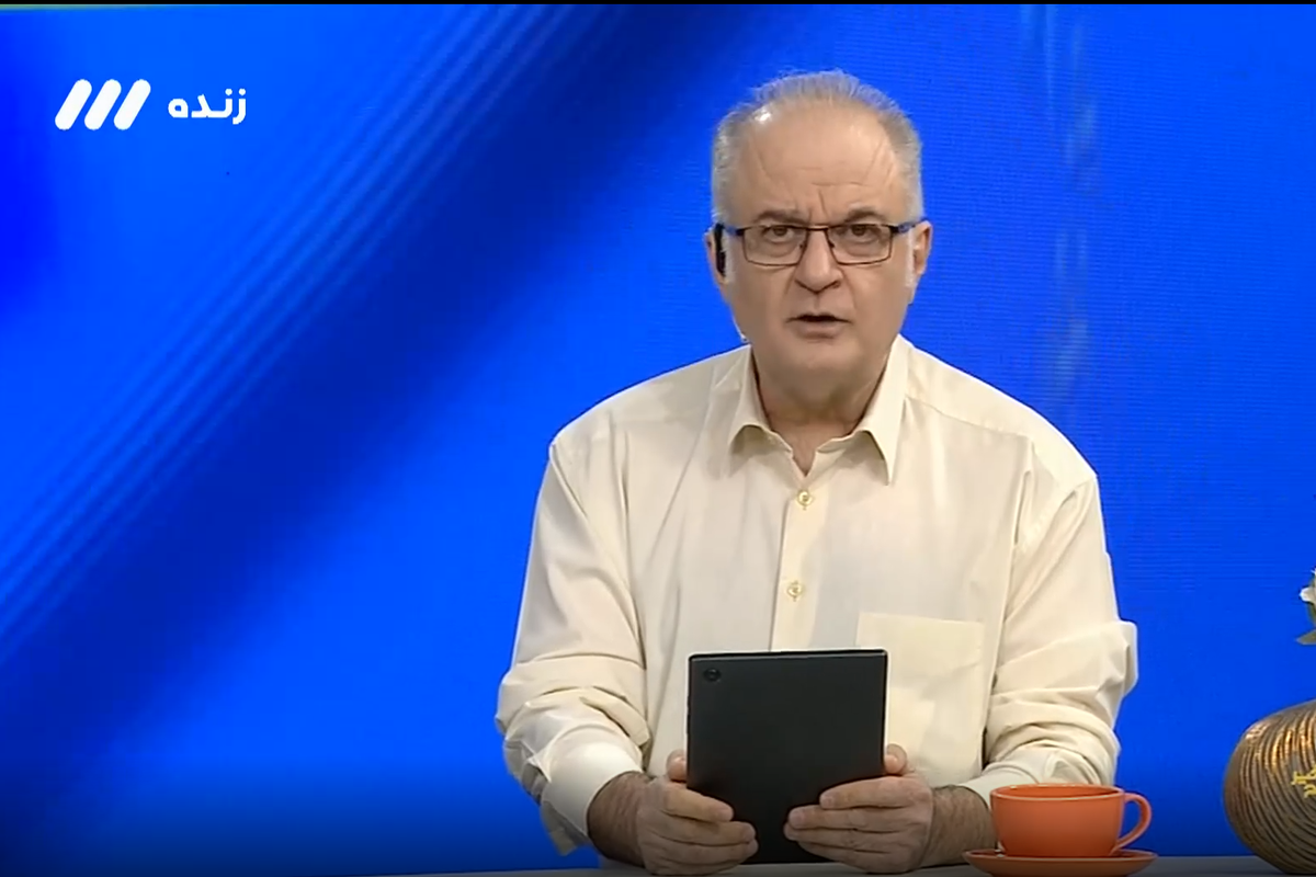 ببینید| حمله مجری صداوسیما به عراقچی: با ما کف خیابان صحبت کنید نه در ایکس!