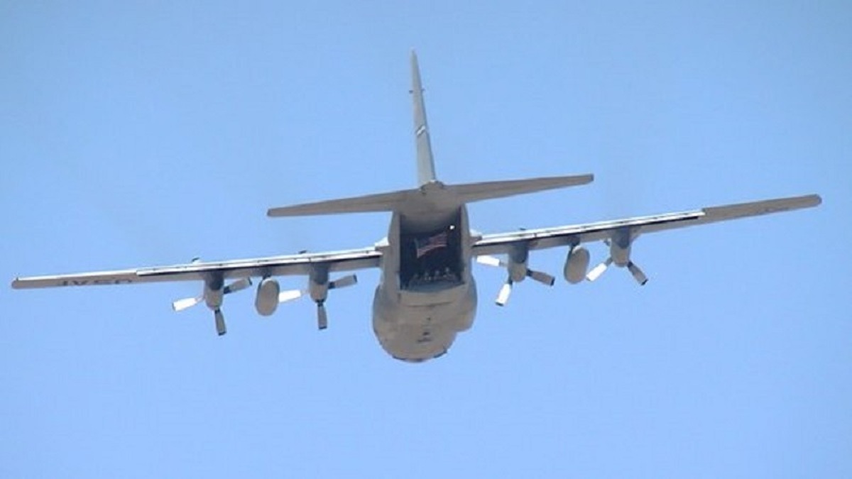 ببینید| سقوط یک هواپیما در کلمبیا با ۱۱۰ نفر سرنشین