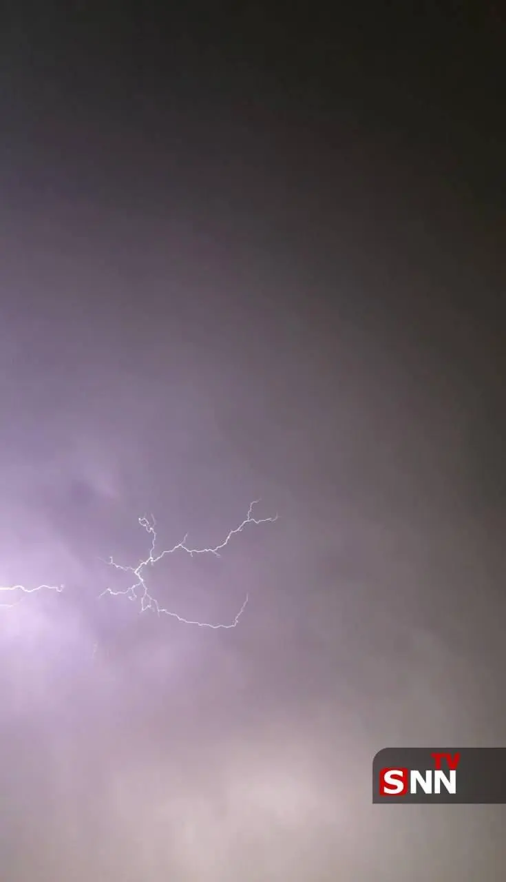 تصاویری از رعد و برق شدید در تهران