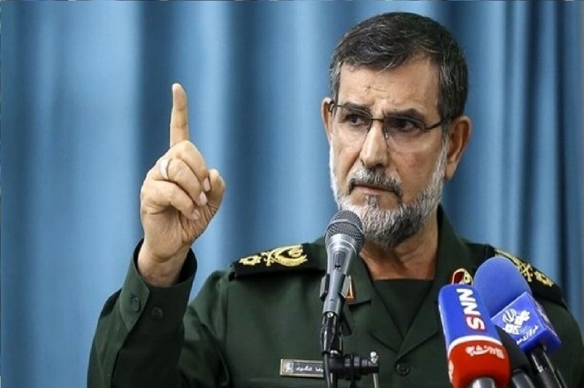 هشدار مجدد سردار تنگسیری: هرگونه عبور از تنگه نیازمند دریافت مجوز است