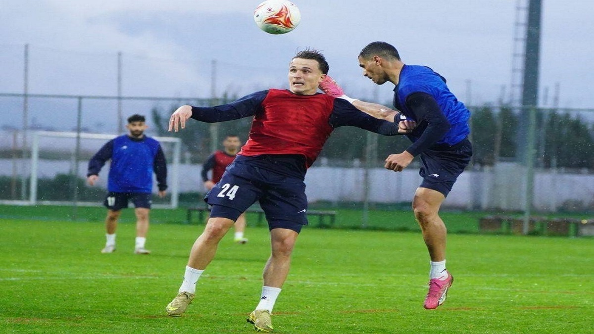 برگزاری دومین تمرین تیم ملی در هوای بارانی آنتالیا