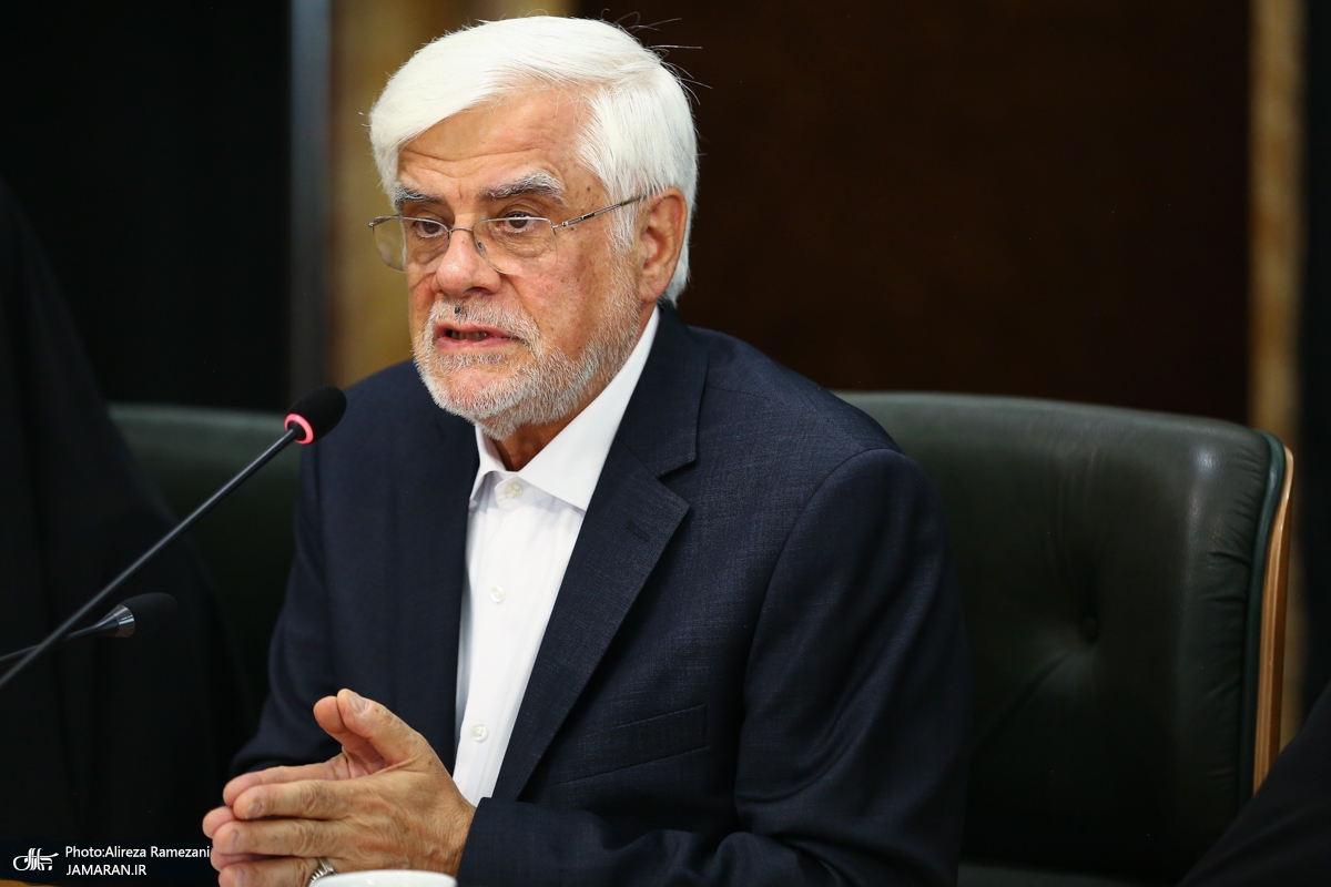 عارف: بله رژیم تغییر کرده، البته رژیم تنگه هرمز!