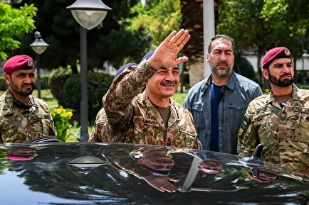 تصاویر | حاشیه‌های دیدار قالیباف با عاصم منیر