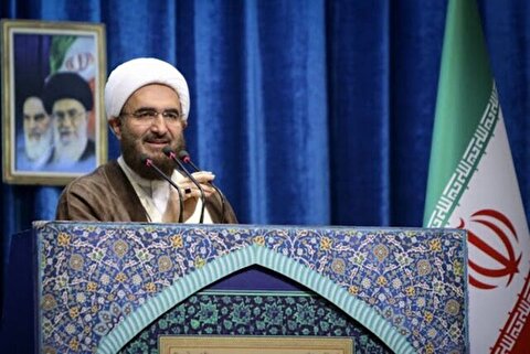 حاج علی اکبری: امروز بزرگترین منکر در جامعه، تولید اختلاف است