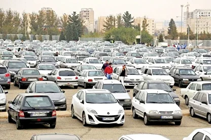 بازار خودرو در تب جنگ و دلار؛ پشت پرده جهش میلیاردی قیمت‌ها چیست؟