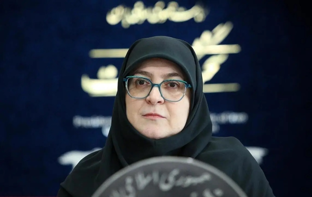 ببینید| پاسخ فاطمه مهاجرانی به سوالی درباره زمان اتصال اینترنت جهانی