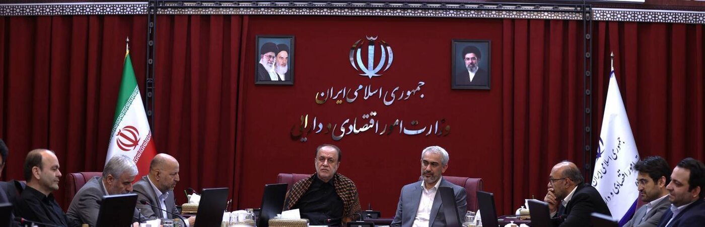جلوگیری از کمبود کالا در دوران جنگ / بسته حمایت از صنایع و خانوار‌ها تدوین شد