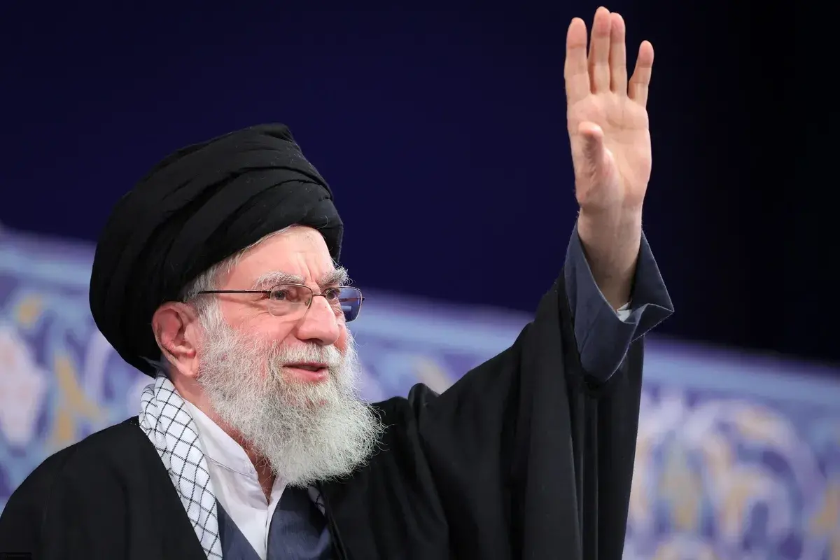 ببینید| ماجرای ازدواج رهبر شهید انقلاب از زبان خودشان