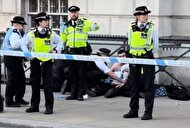 ببینید| حمله با چاقو به معترضان ایرانی مخالف جنگ در لندن