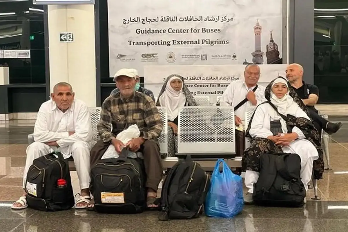 ببینید| استقبال عربستانی‌ها از حجاج ایرانی